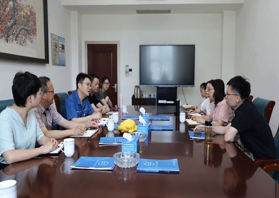 ͩ�����ܹ��ḱ��ϯ��ϼƼһ��ݰ��Bevictorΰ�¹ɷ� ���С������ںϡ�����ҵ����